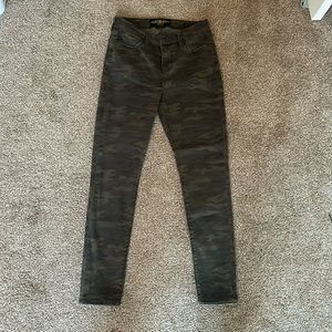 Lucky Brand Camouflage Brooke Legging Jean